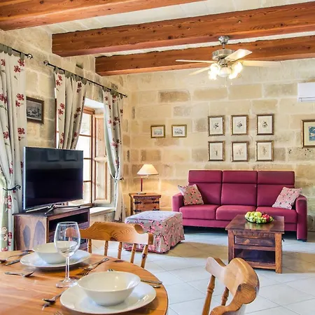 The Grand Authentic House With Private Pool Villa