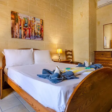 The Grand Authentic House With Private Pool *